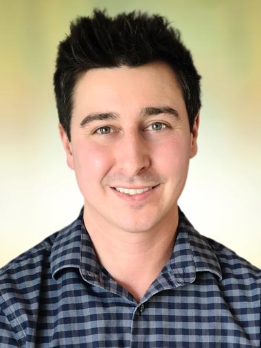 brady larson   